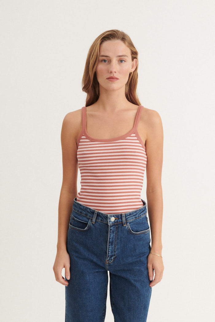 Basic Apparel Ludmilla Strap Top Toppe 784 cedar wood / Rose shadow